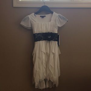 Brand new white and black dress. Size 8
